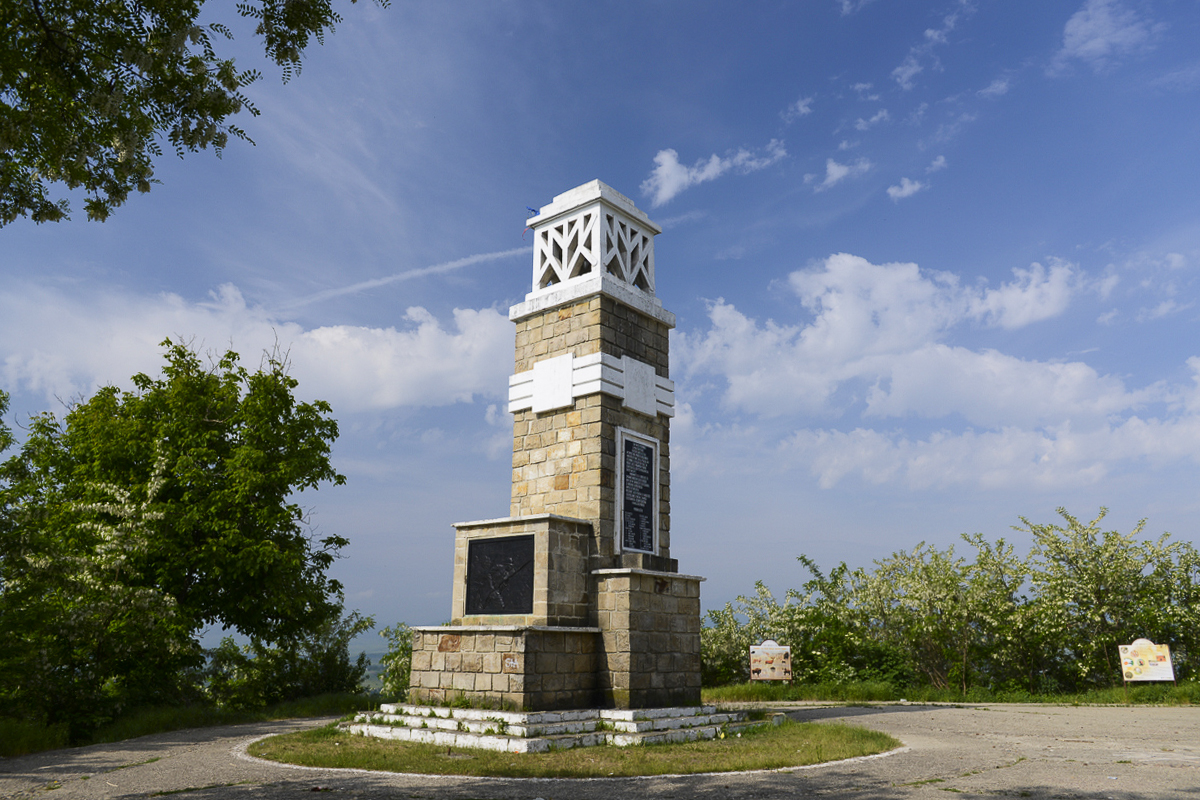 mountain hunters monument