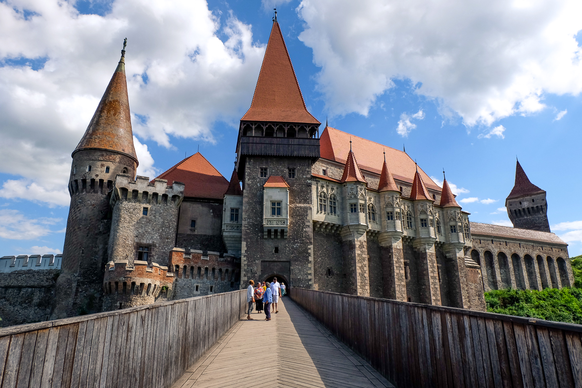 Corvin Castle tour