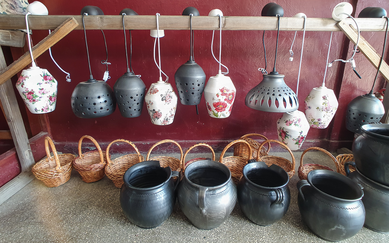 black ceramics romania
